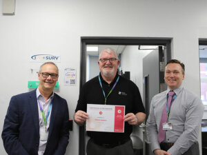 RNN Group staff member Steven Roberts receiving his kudos certificate